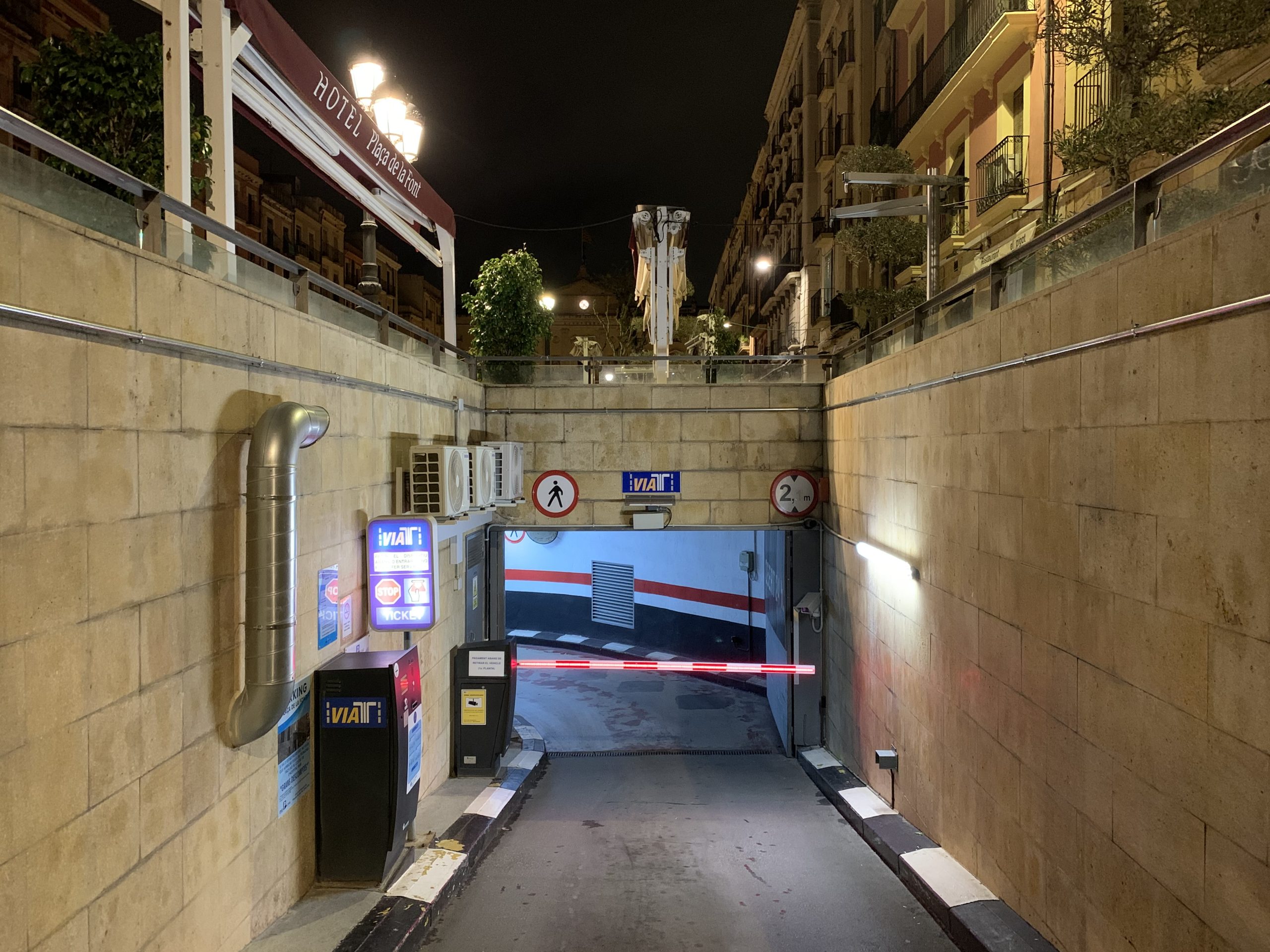 Abono mensual - Parking Plaça de la Font - Imagen 3