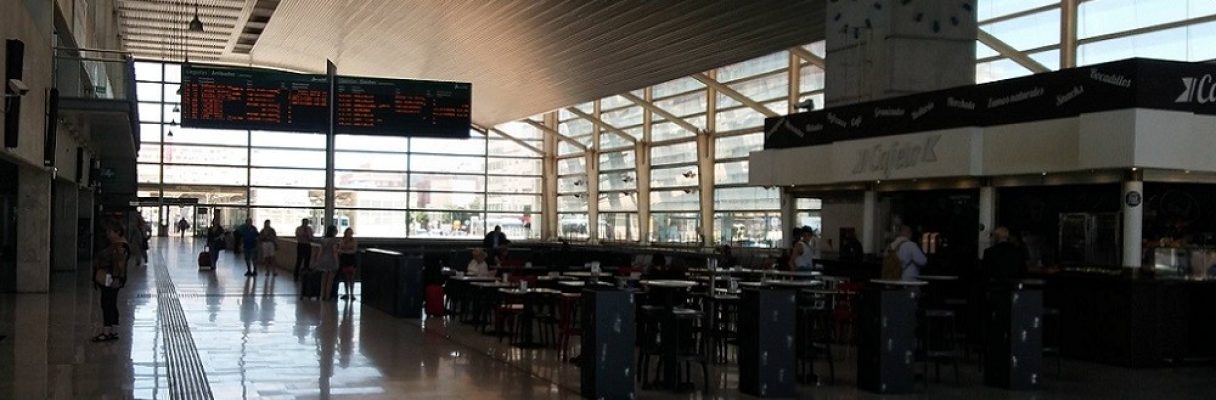 Renfe_Castellon_cafeteria